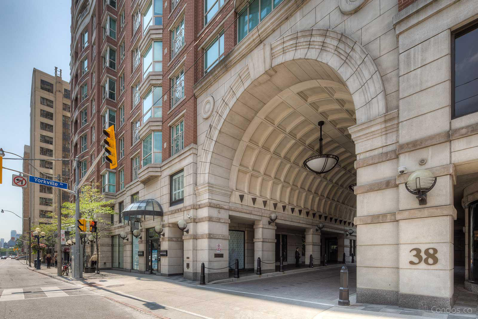The Prince Arthur Luxury Condo in Yorkville showing exterior