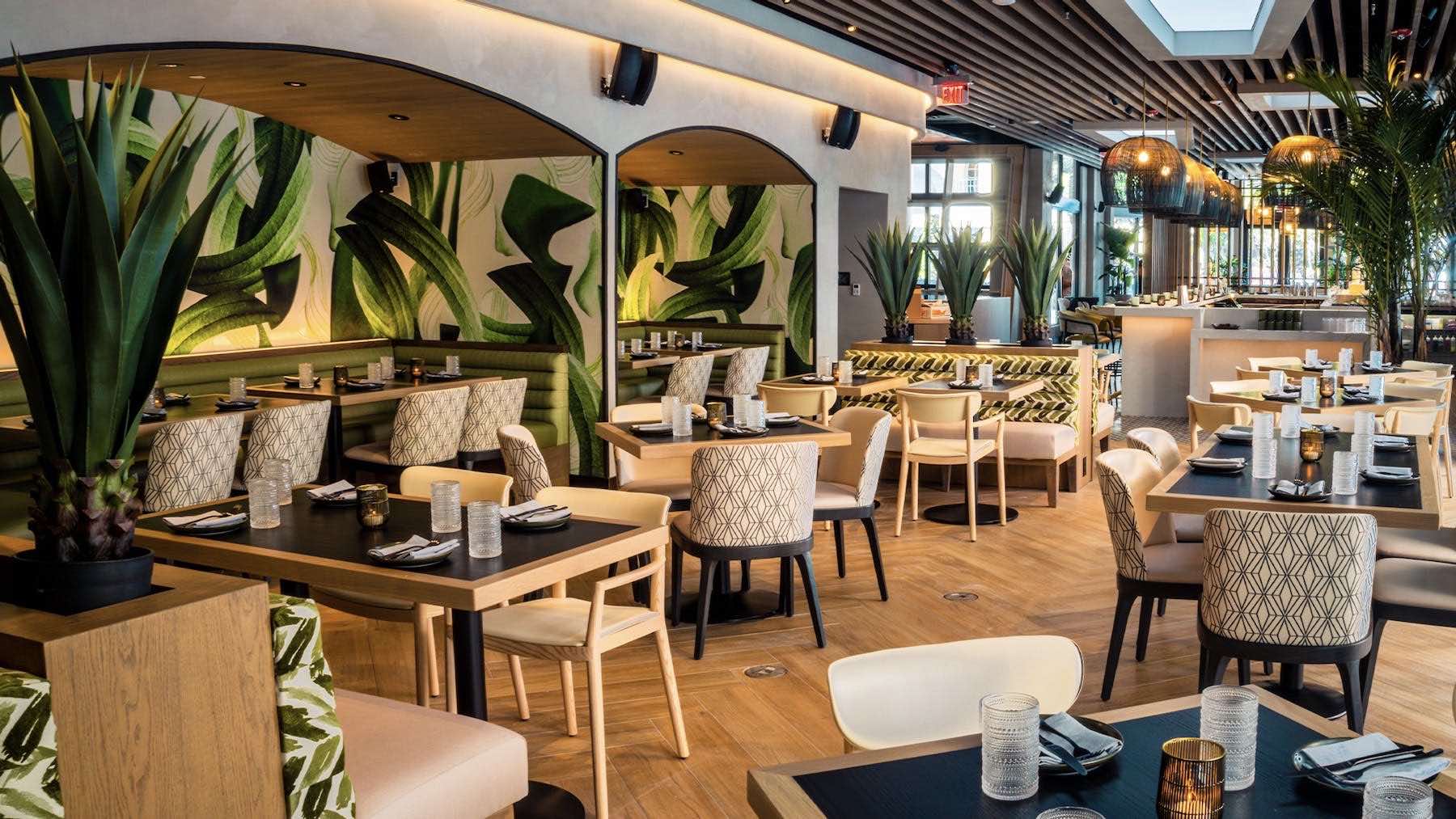PLANTA Yorkville is the best vegan restaurants in Yorkville interior with tables and chairs